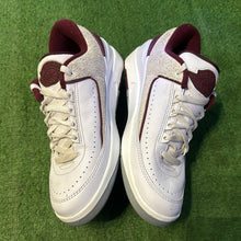 Load image into Gallery viewer, Jordan Cherrywood 2s Size 9

