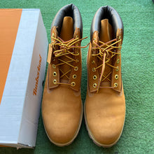 Load image into Gallery viewer, Timberland 6” Waterproof Boots Size 11.5
