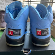 Load image into Gallery viewer, Jordan UNC 5s Size 9.5
