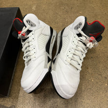 Load image into Gallery viewer, Jordan White Cement 5s Size 11
