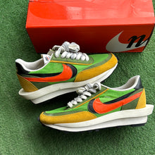 Load image into Gallery viewer, Nike Sacai Green Gusto LD Waffles Size 8
