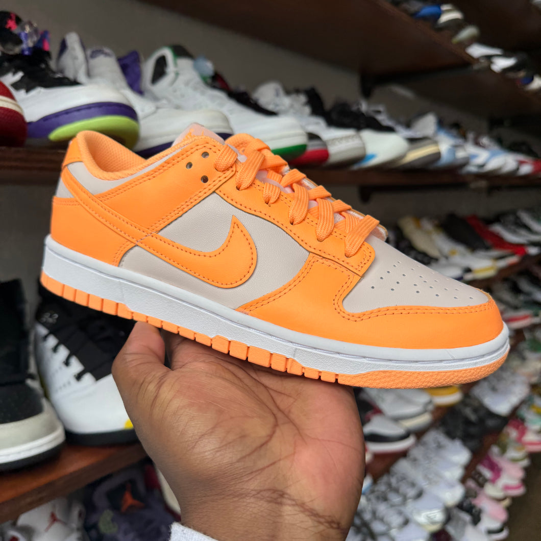 Nike Peach Cream Low Dunks Size 8.5W/7M