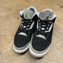 Load image into Gallery viewer, Jordan Pine Green 3s Size 10.5
