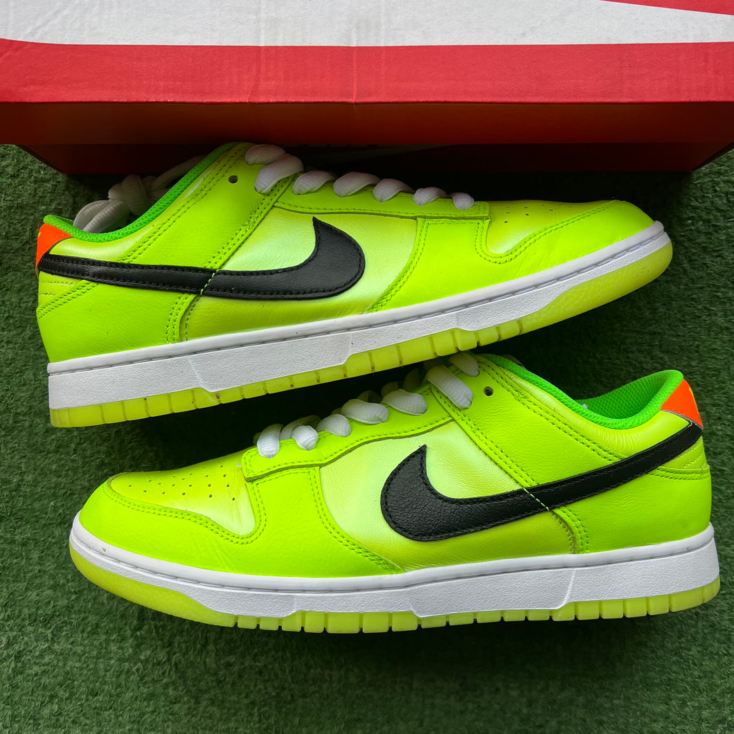 Nike Volt Low Dunks Size 10