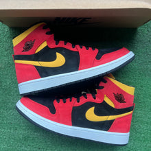 Load image into Gallery viewer, Jordan Human Highlight 1s Size 9.5
