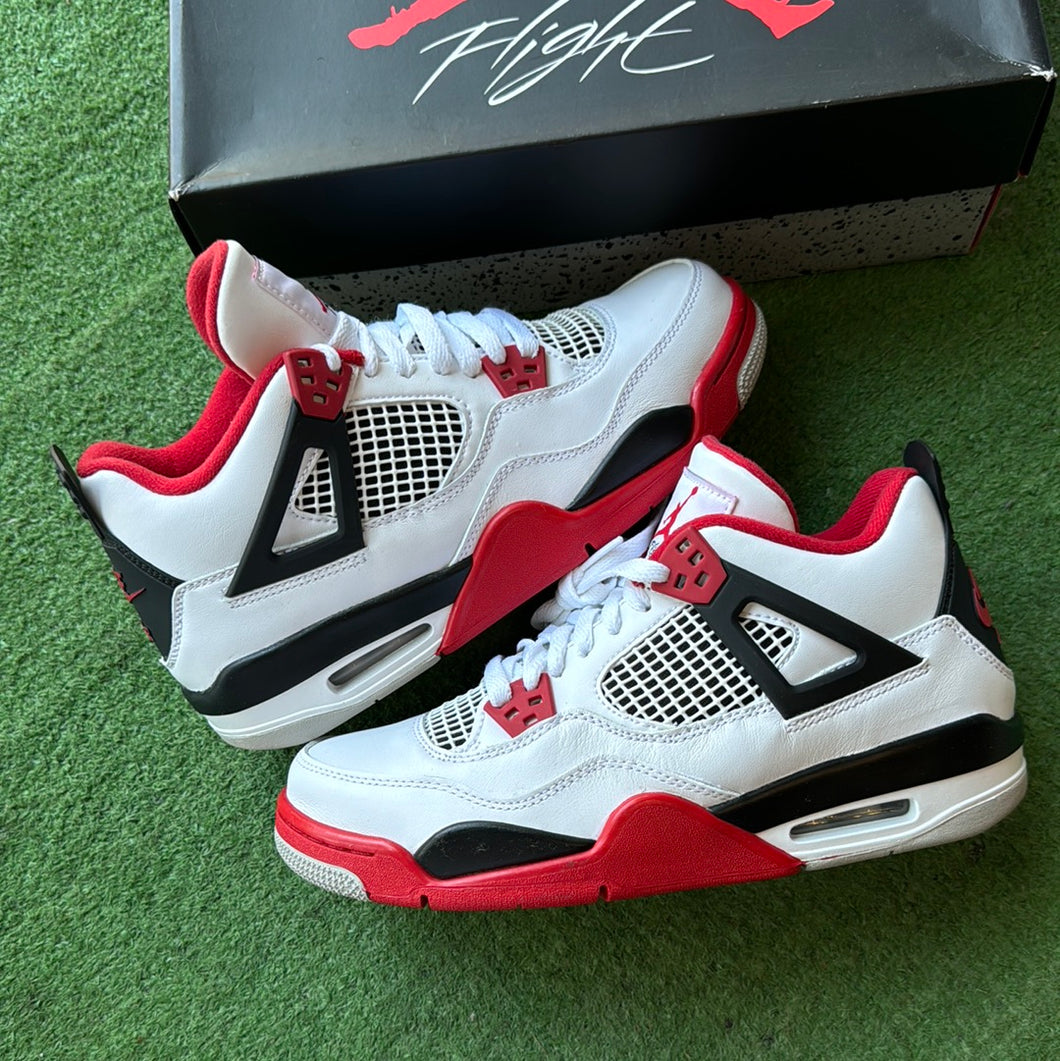 Jordan Fire Red 4s Size 7Y
