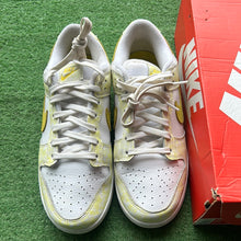 Load image into Gallery viewer, Nike Yellow Strike Low Dunks Size 10W/8.5M
