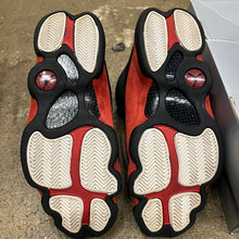 Load image into Gallery viewer, Jordan Bred 13s Size 10.5
