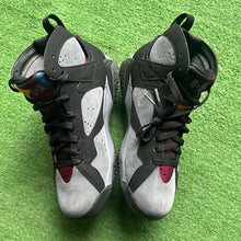 Load image into Gallery viewer, Jordan Bordeaux 7s Size 10.5
