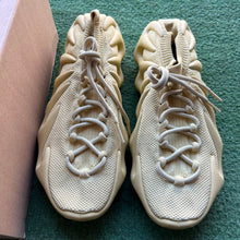 Load image into Gallery viewer, Yeezy Sulfur 450s Size 12
