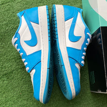 Load image into Gallery viewer, Jordan UNC SB 1 Lows Size 9
