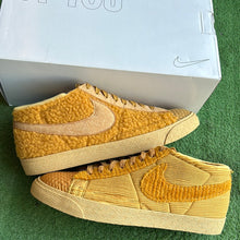 Load image into Gallery viewer, Nike CPFM Low Blazers Size 12
