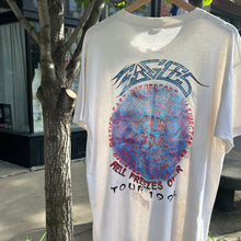 Load image into Gallery viewer, Vintage Eagles Hell Freezes Over Tee Size XL
