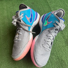 Load image into Gallery viewer, Nike Lebron Zoom NXXT Gens Size 11
