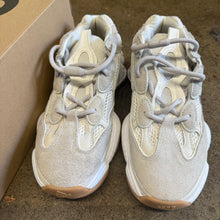 Load image into Gallery viewer, Yeezy Stone Taupe 500s Size 8.5
