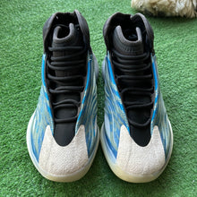Load image into Gallery viewer, Yeezy Frozen Blue QNTMs Size 9
