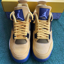 Load image into Gallery viewer, Jordan Lightning 4s Size 9
