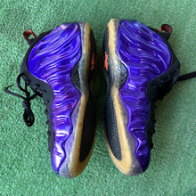 Load image into Gallery viewer, Nike Phoenix Suns Foamposites Size 11.5
