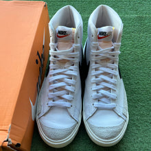 Load image into Gallery viewer, Nike High Blazers Size 9W/7.5M
