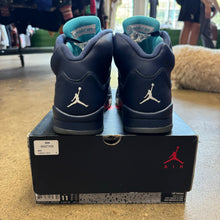 Load image into Gallery viewer, Jordan Pre Grape 5s Size 11
