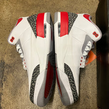 Load image into Gallery viewer, Fire Red 3s Size 12.5
