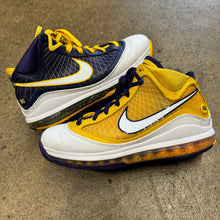 Load image into Gallery viewer, Nike Lebron Media Day 7s Size 8
