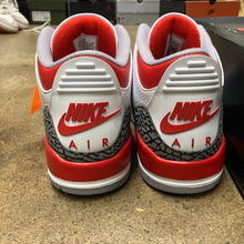 Load image into Gallery viewer, Fire Red 3s Size 12.5
