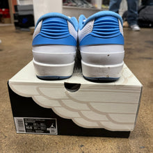 Load image into Gallery viewer, Jordan University Blue 2 Lows Size 9
