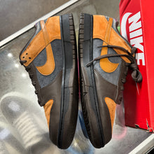 Load image into Gallery viewer, Nike Cider Low Dunks Size 10
