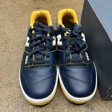 Load image into Gallery viewer, New Balance Navy Gold 550s Size 10
