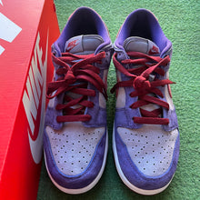 Load image into Gallery viewer, Nike Plum Low Dunks Size 10
