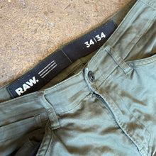 Load image into Gallery viewer, G-Star Cargo Pants Size 34 x 34
