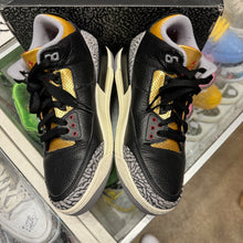 Load image into Gallery viewer, Jordan Black Cement Gold 3s Size 10.5W/9M
