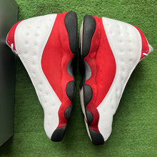 Load image into Gallery viewer, Jordan Chicago 13s Size 10.5
