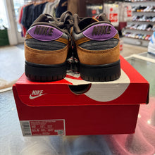 Load image into Gallery viewer, Nike Cider Low Dunks Size 10
