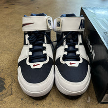 Load image into Gallery viewer, Nike LeBron Midnight Navy 2s Size 12
