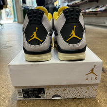 Load image into Gallery viewer, Jordan Vivid Sulfur 4s Size 9W/7.5M
