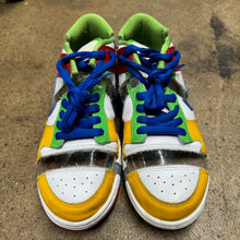 Load image into Gallery viewer, Nike Sandy Bodecker SB Low Dunks Size 9
