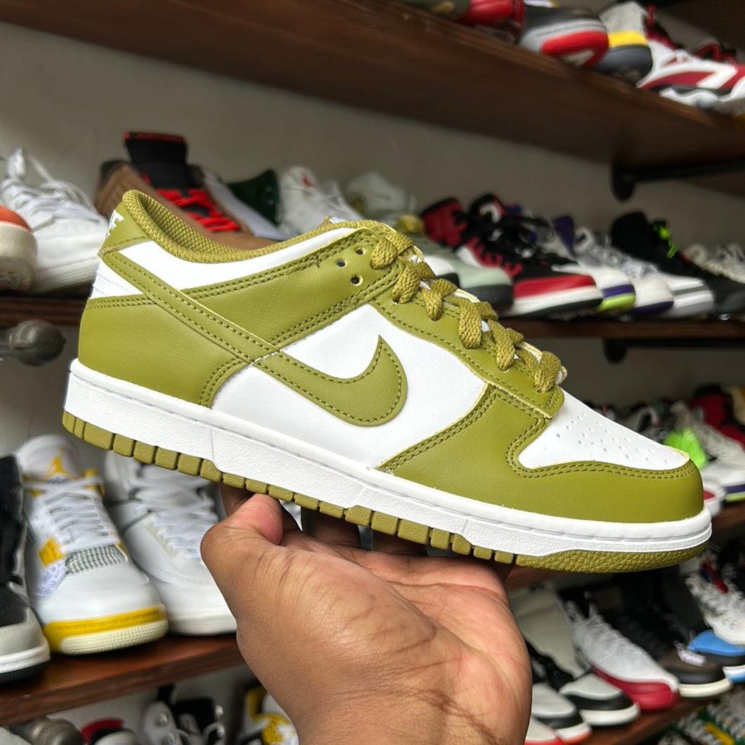 Nike Pacific Moss Low Dunks