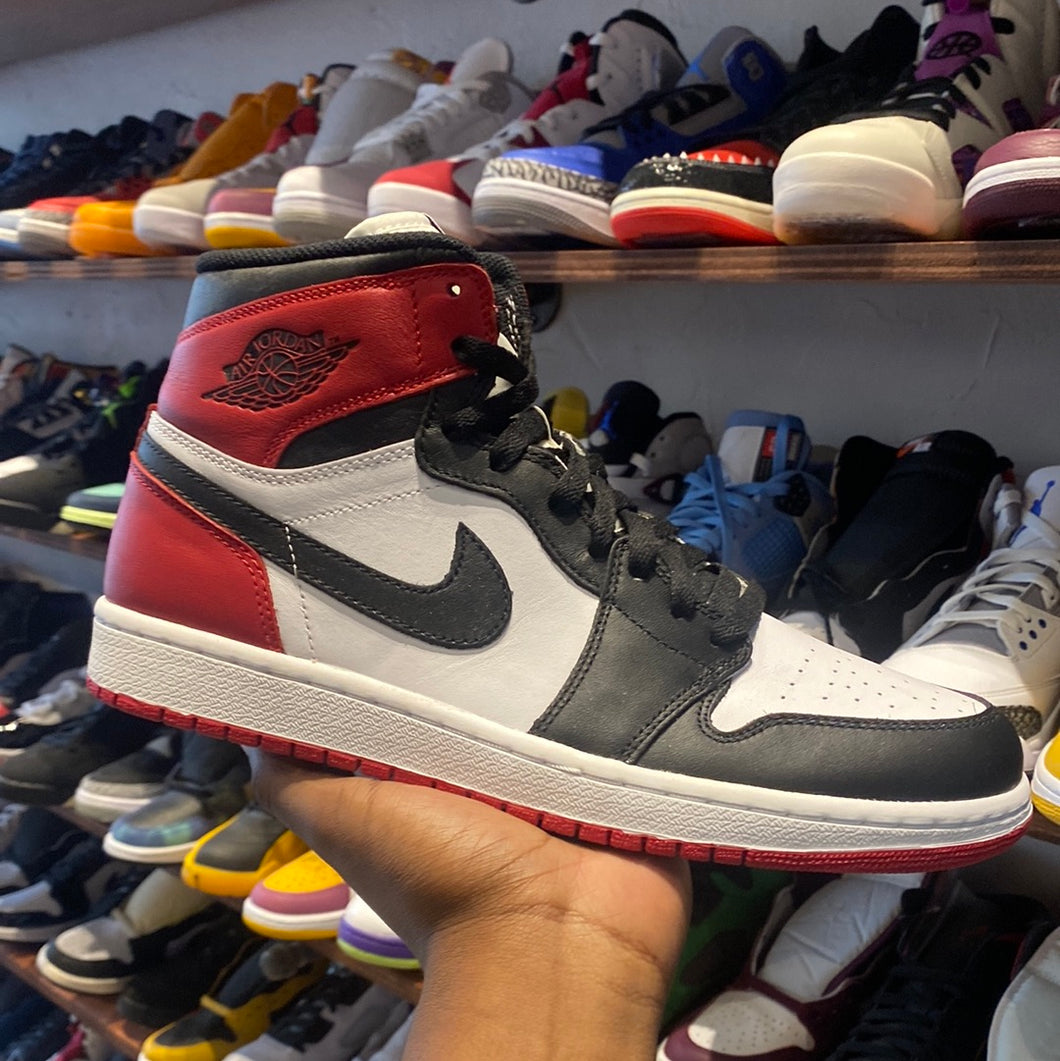 Black toe outlet 1s